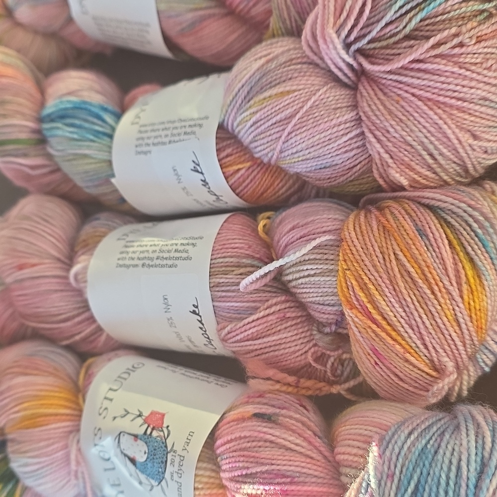 Multicolor Yarn Skeins 4 Total Matching Dye Lots - Picture 8 of 8
